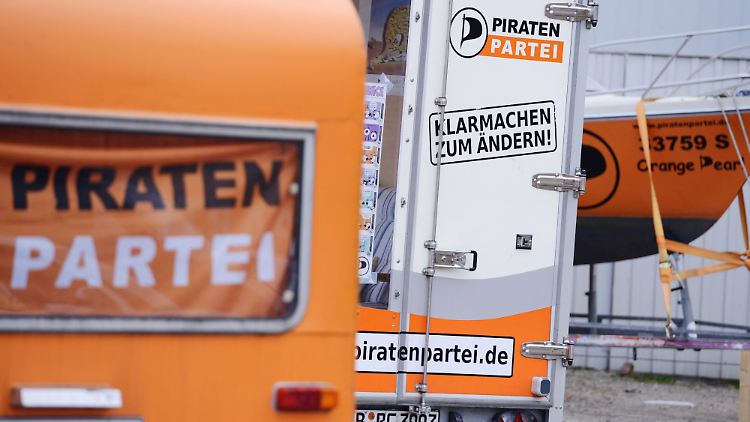 Da waren die Zeiten noch rosig: die Piraten beim Bundesparteitag 2012.