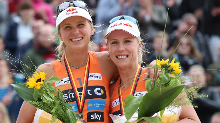 Beim Saisonauftakt der deutschen Tour in Münster: Karla Borger und Margareta Kozuch.
