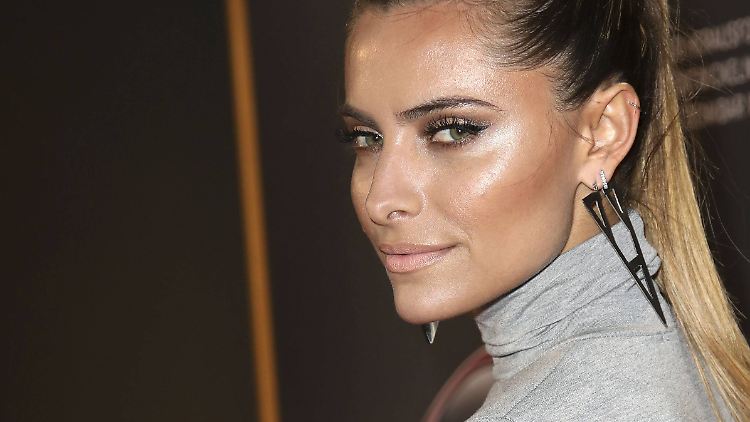Vor einem Jahr hatte Sophia Thomalla geheiratet - jetzt folgt das offizielle Ehe-Aus.