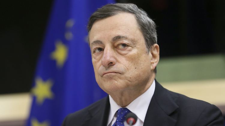Die EZB ist unabhängig in ihren Einschätzungen und Entscheidungen: Zentralbank-Chef Mario Draghi.