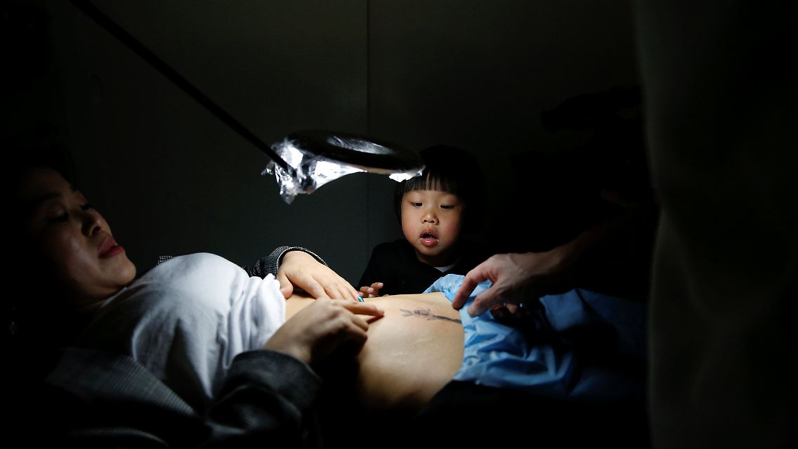 Die jahrzehntelange Ein-Kind-Politik macht die Eltern zusätzlich ängstlich.