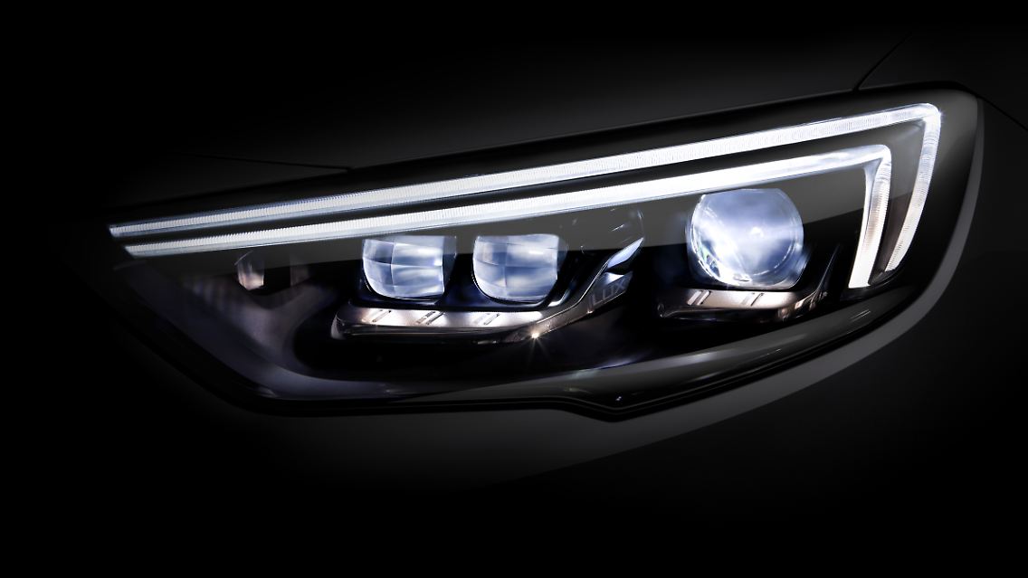 Opel-Insignia-IntelliLux-Matrix-Light-303845.jpg