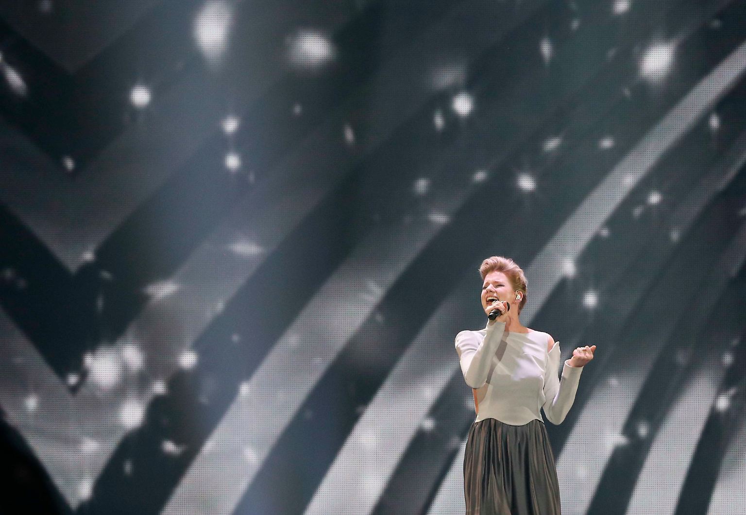Für die deutsche Teilnehmerin des Eurovision Song Contest 2017 geht eine enttäuschende Nacht zu Ende: ...