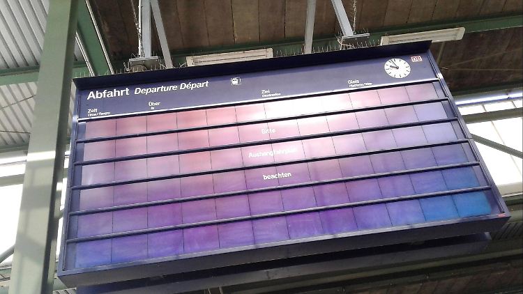 Die Cyber-Attacke betraf Zehntausende Computer, darunter die zur Steuerung der Anzeigen bei der Deutschen Bahn.