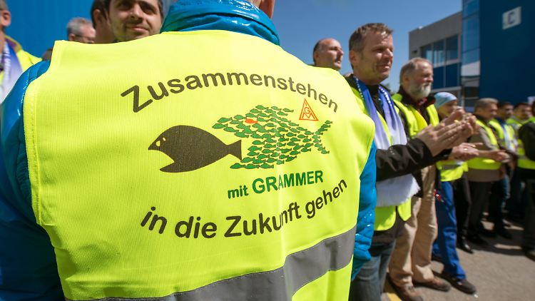 Auch die Gewerkschaft macht Front gegen den unliebsamen Investor. 