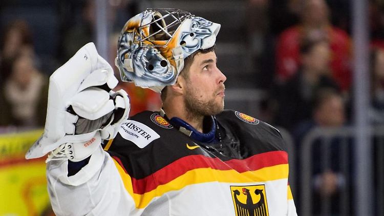 DEB-Goalie Thomas Greiss hat sich via Klubmitteilung für seine zweifelhaften "Likes" entschuldigt.