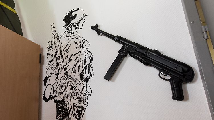 Die Wanddekoration in einem Aufenthaltsraum in der Bundeswehr-Kaserne Illkirch.