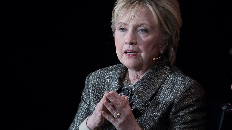 Hillary Clinton meldet sich mit einer neuen Organisation zurück.