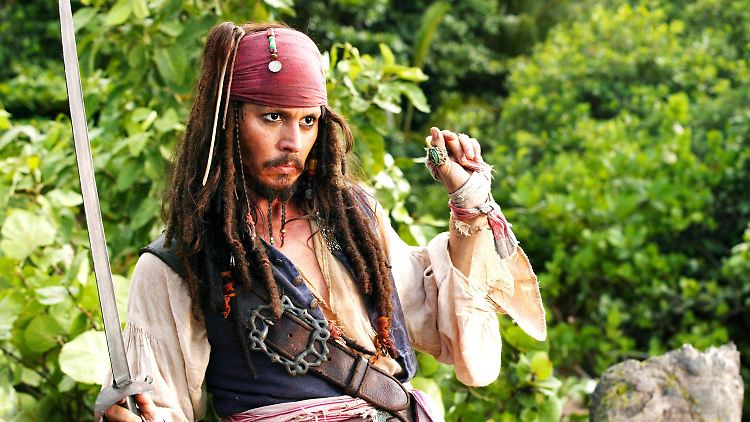 Medien spekulieren, bei dem gestohlenen Film handele es sich um den neuen Teil von "Pirates of the Caribbean".