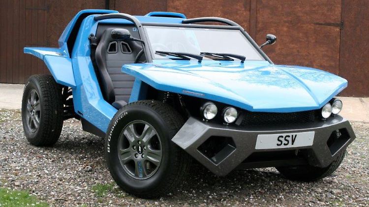 Mit dem Strandbuggy Bug:R und dem Supersportler Exile bietet Lee Noble zwei sehr exzentrische Autos an.