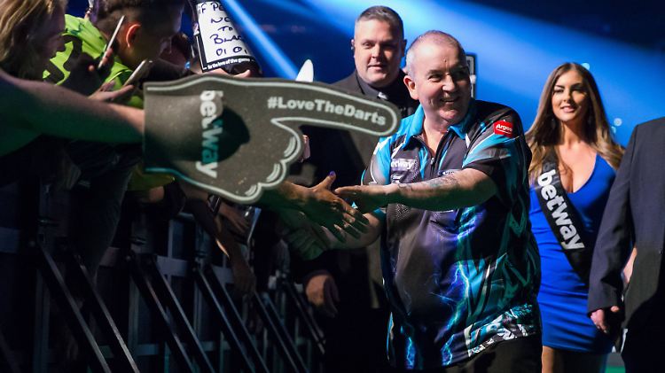 Phil Taylor hat vor, seine Konkurrenten noch einmal zu ärgern.