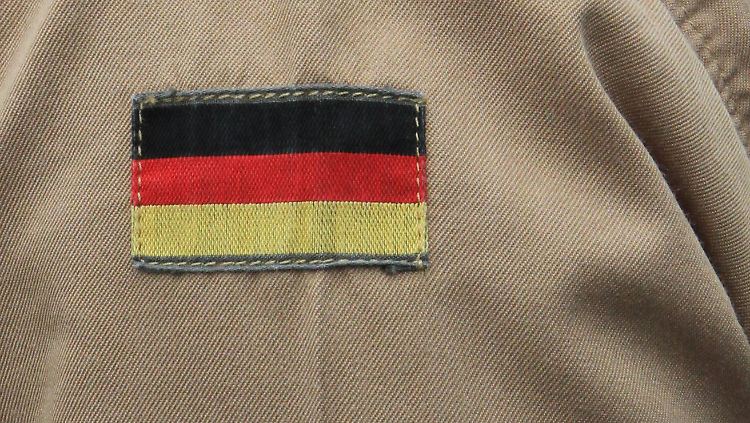 Von der Leyen verteidigt die Durchsuchung von Bundeswehr-Kasernen - dies sei kein Generalverdacht.