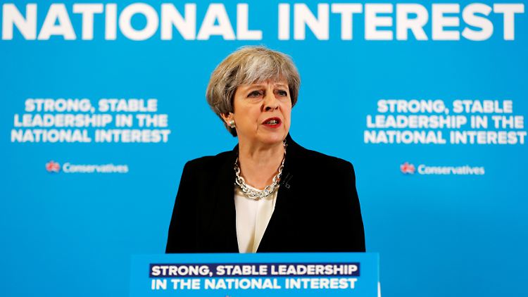 Theresa May wird die vorgezogenen Wahlen voraussichtlich mit großem Vorsprung gewinnen.