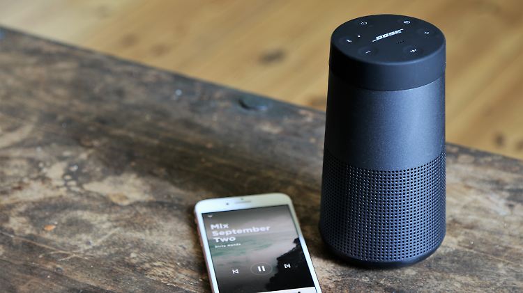 Der Soundlink Revolve sieht gut aus und klingt auch so.