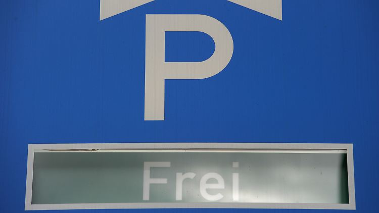 Gratis parken? So ist dieses Schild nicht gemeint. Durch die Cyber-Attacke wurde es aber zumindest theoretisch möglich.