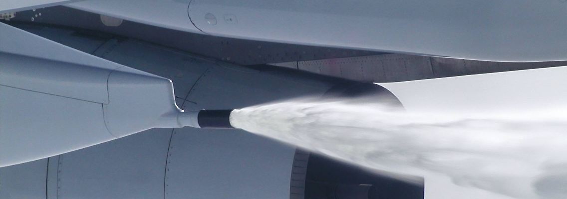 Aus diesen Ventilen können Passagierflugzeuge im Notfall Treibstoff ablassen.