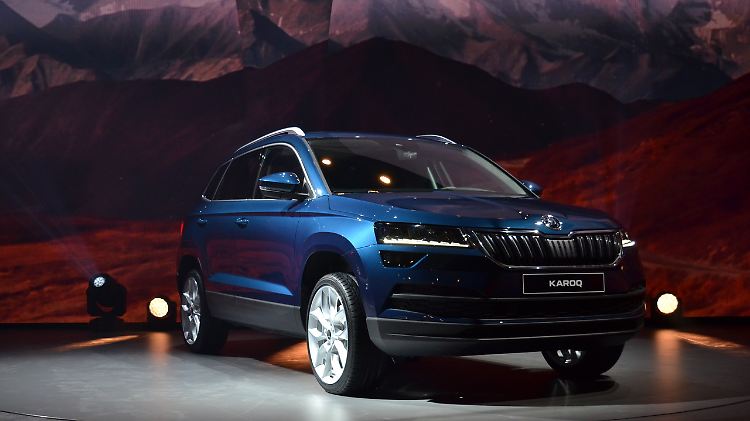 In Stockholm präsentiert sich der Skoda Karoq als kleiner Bruder des Kodiaq und als eine Art Octavia-SUV.