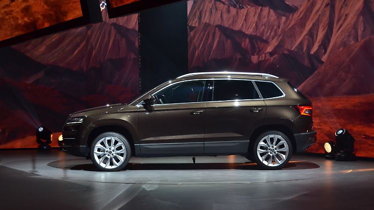 Auch in der Seitenansicht ist der Skoda Koroq eindeutig an den Kodiaq angelehnt.