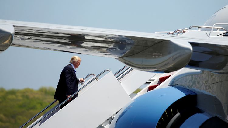 Bislang hat Donald Trump Air Force One nur für Inlandsflüge bestiegen.