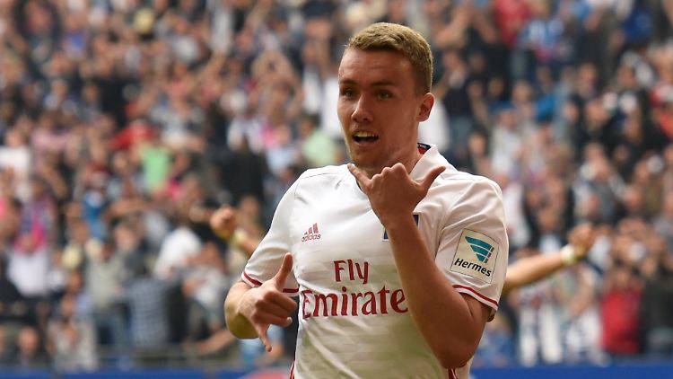 Stand gerade einmal zwei Minuten auf Feld, ehe er den HSV rettete: Luca Waldschmidt.