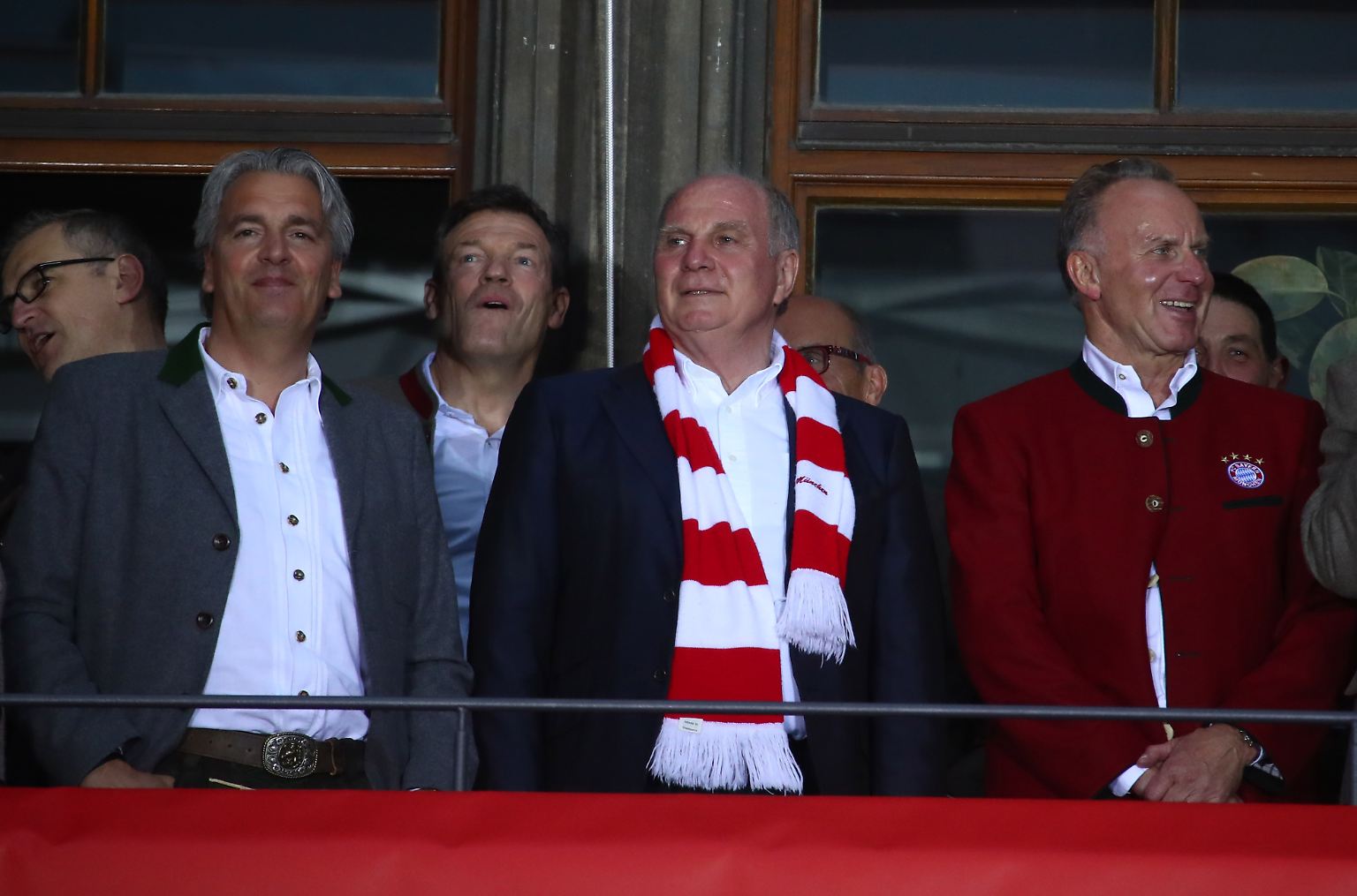 "Es gibt nichts Schöneres, als deutsche Meisterschaften zu feiern", findet Bayern-Boss Karl-Heinz Rummenigge.