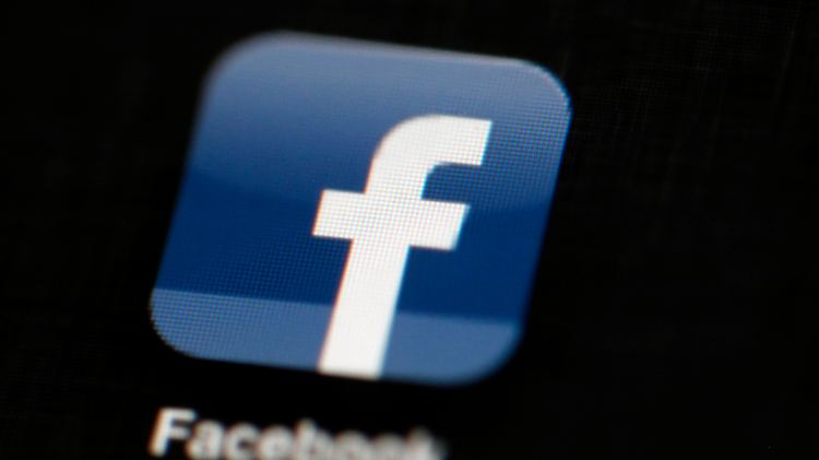 Meinungsfreiheit oder Beleidigung? Facebook entscheidet, wo die Grenzen liegen.