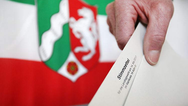 Die Ergebnisse der Überprüfungen sollen bis Dienstagabend vorliegen.
