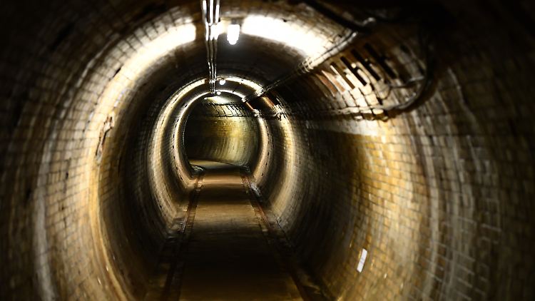 Der AEG-Verbindungstunnel kann heute wieder besichtigt werden.