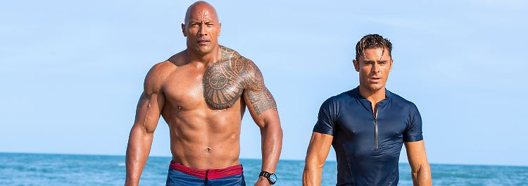Dwayne Johnson und Zac Efron sollen in "Baywatch" genauso Augenweide sein wie ihre Kolleginnen.