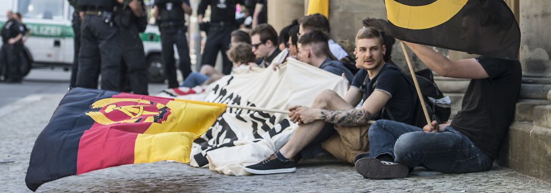 Miglieder der Identitären Bewegung am vergangenen Freitag vor dem Bundesjustizministerium.