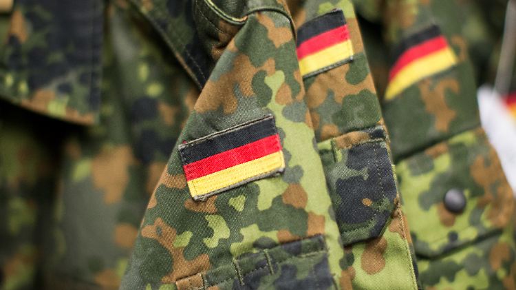Die Soldaten fühlen sich in ihren Persönlichkeitsrechten verletzt.