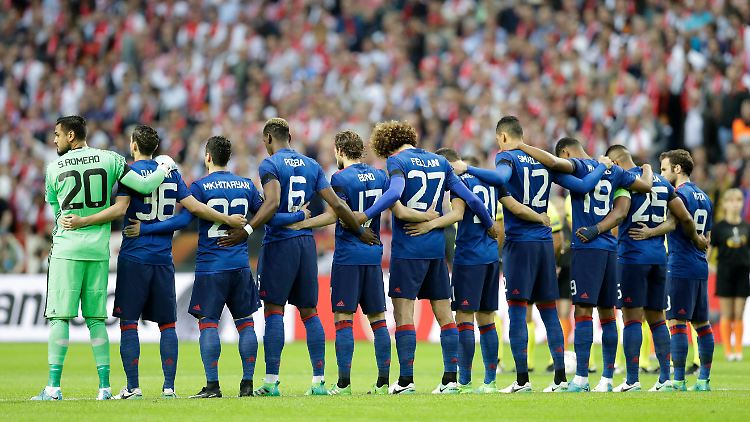 Manchester United bewegt mit einem Statement gegen den Terror.