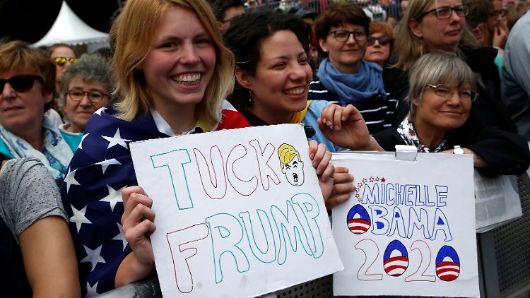 Der Name Trump wurde von Merkel und Obama nicht erwähnt - und auch diese junge Frau vermied ihn.