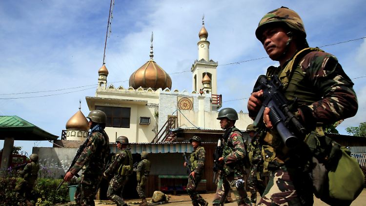Etwa 40 islamistische Rebellen sollen sich noch in der Stadt Marawi aufhalten.