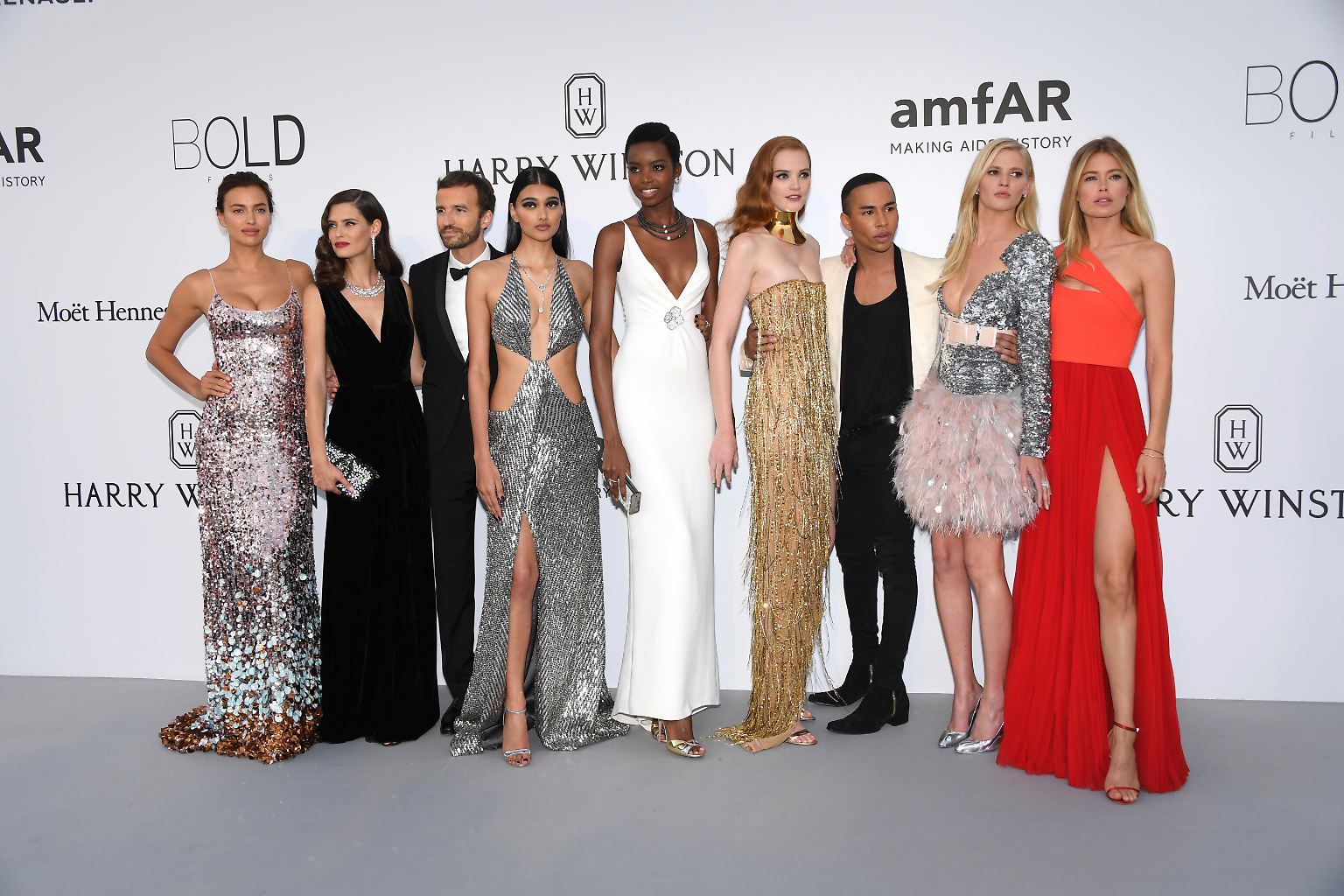 Hollywood trifft auf Mode-Größen: Wie jedes Jahr ließen sich viele Promis auf der amfAR-Gala in Cannes blicken. 