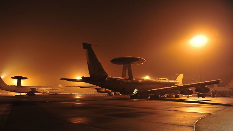 Awacs-Aufklärungsflugzeuge  auf dem Flughafen des  Militärstützpunkts in Konya (Archivbild).