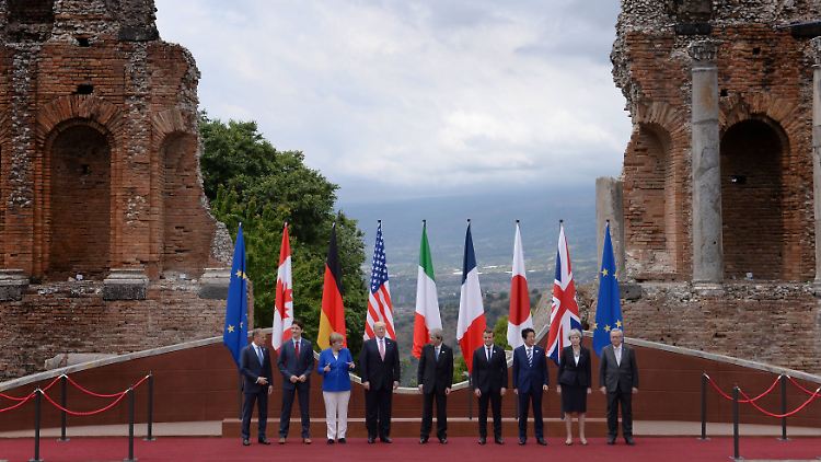 Geschlossenheit zeigen die G7-Regierungschefs nur für die Fotografen.