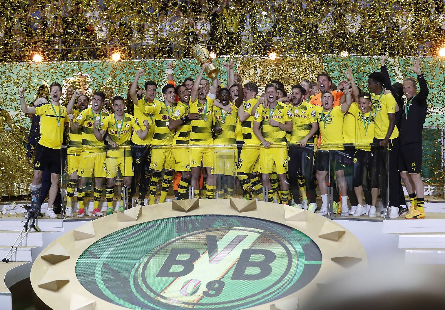 Der Pokal-Albtraum hat für Borussia Dortmund ein Ende …