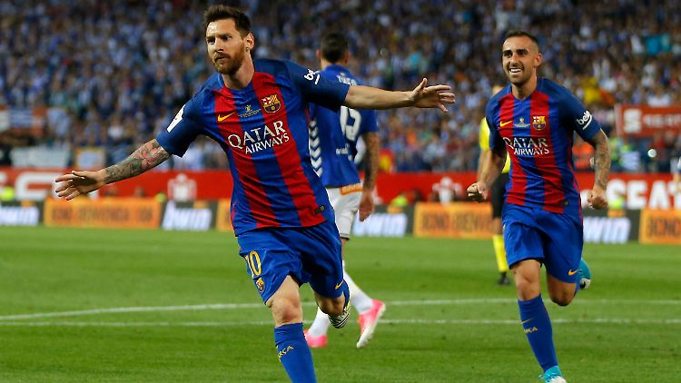 Lionel Messi feiert seinen Führungstreffer.