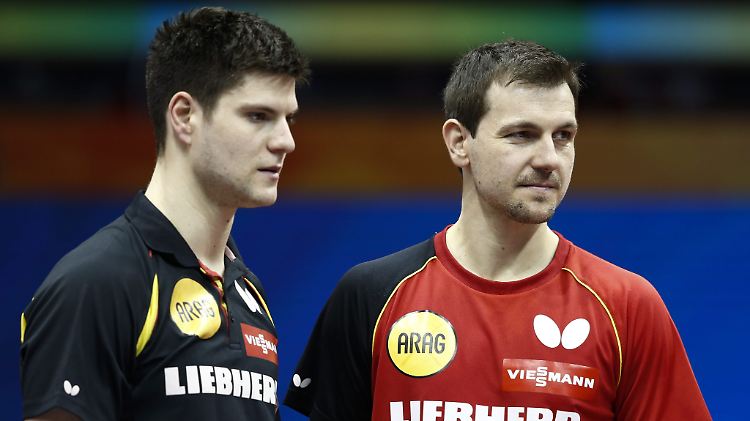 Dimitrij Ovtcharov (l.) und Timo Boll sind nach wie vor die heißesten Kandidaten für eine deutsche Medaille.