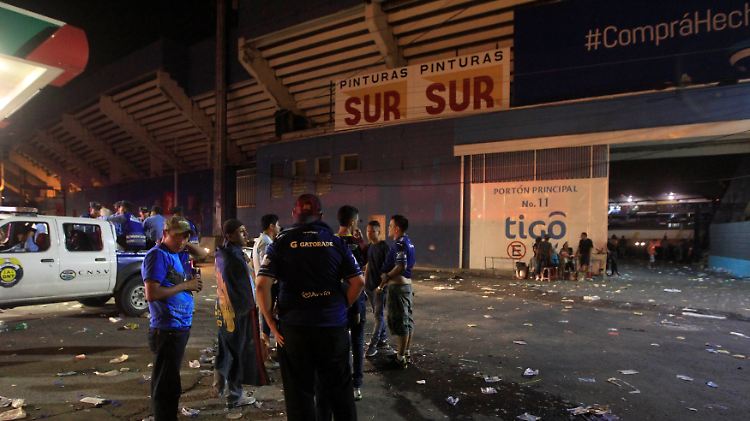 Das Spiel fand trotz des Unglücks statt.