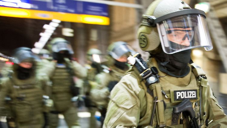 Auch Mitglieder der GSG9 (hier bei einer Übung) waren an den Razzien beteiligt.