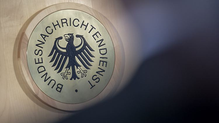 Das Siegel des Bundesnachrichtendienst in der Berliner Zentrale.