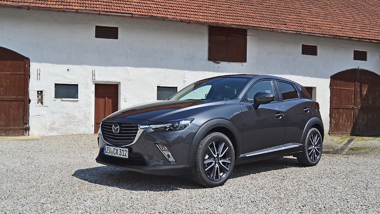 Der Mazda Cx-3 (Bild) und der Mazda2 haben ein Facelift erhalten. Unsichtbar unterm Blech.