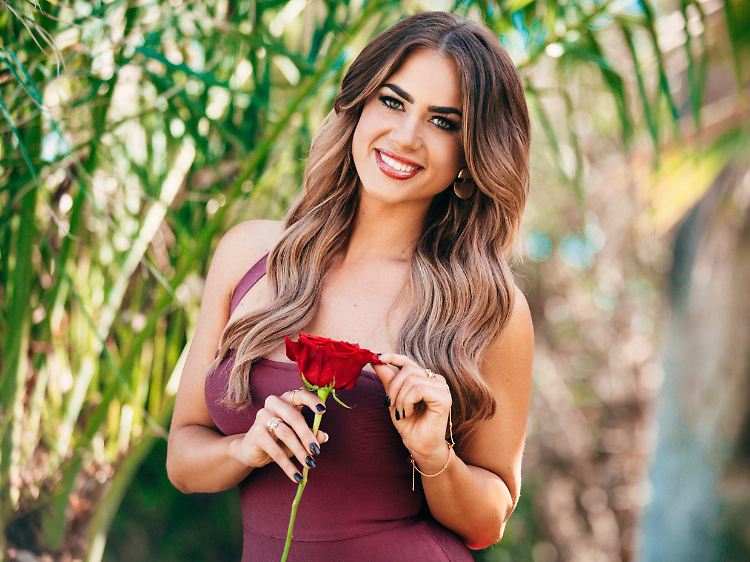 Jessica Paszka war einst selbst Kandidatin bei "Der Bachelor", jetzt darf sie die Rosen verteilen.