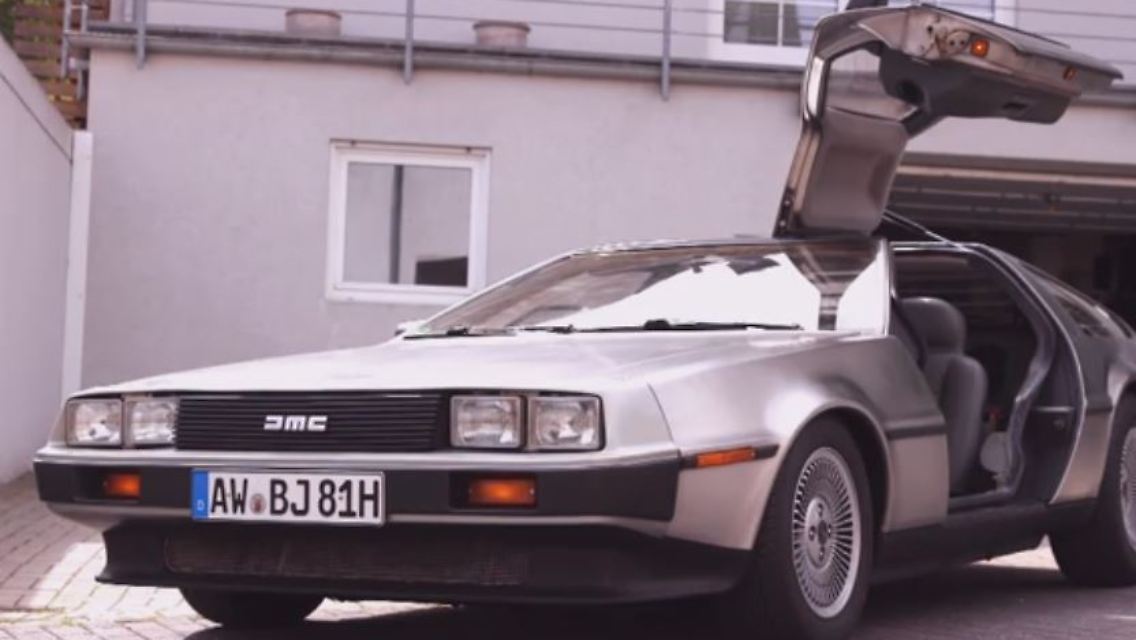 delorean.JPG