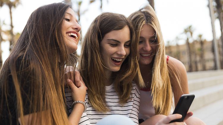 Es gibt kaum etwas, das Freundinnen nicht gemeinsam machen. 