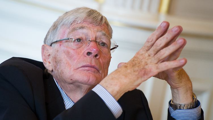 Sir Jeffrey Tate.