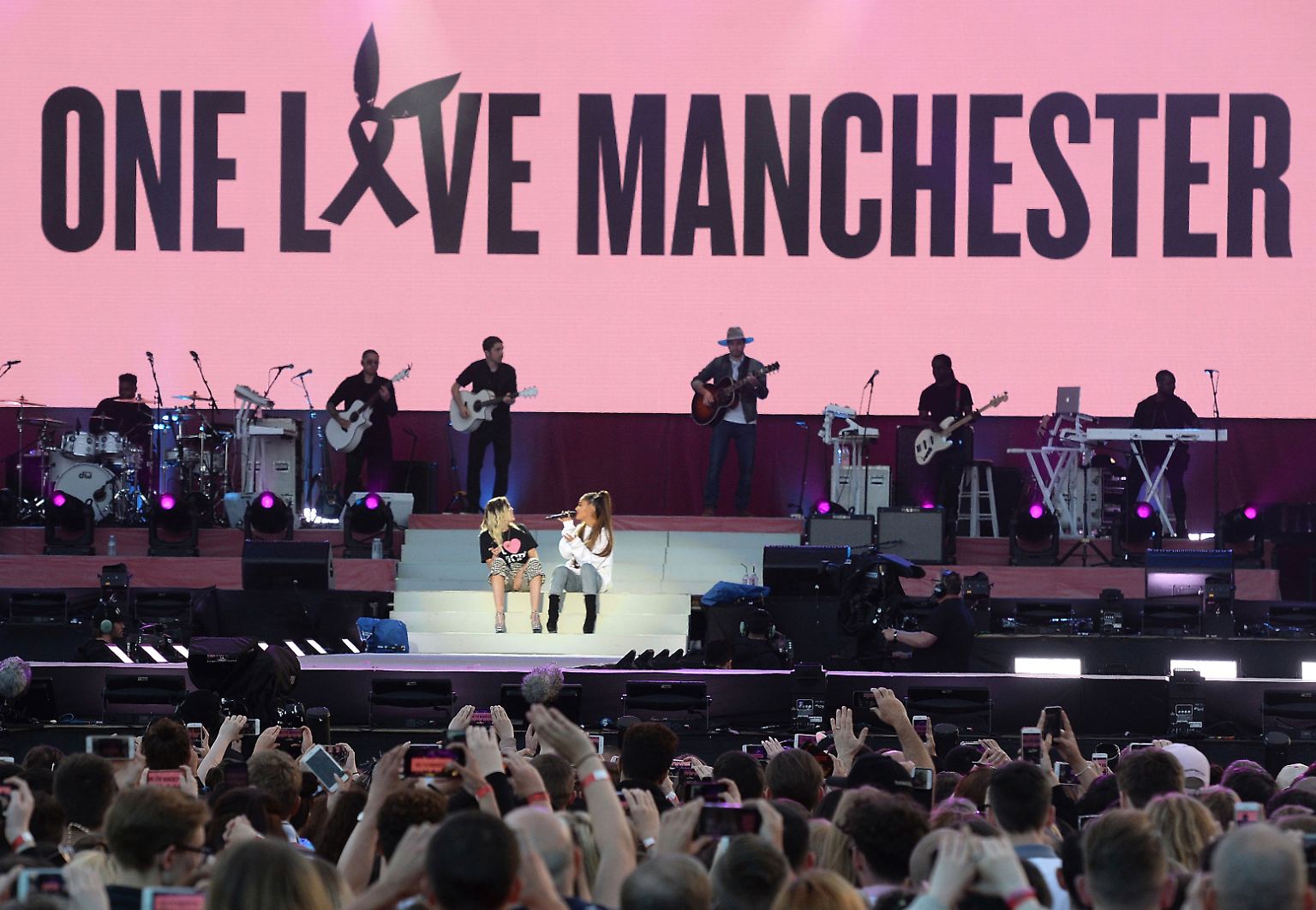 "One love Manchester" war das Motto des Benefizkonzerts von Musikerin Ariana Grande, bei dem ...