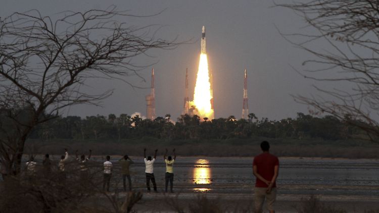 Indiens Premierminister Narendra Modi gratulierte der Weltraumbehörde: Die Nation ist stolz. 